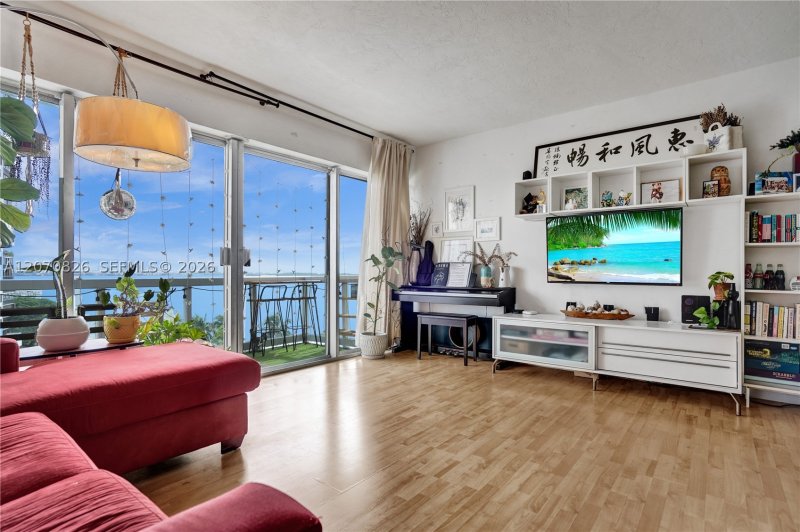 Condo for sale at Brickell Townhouse 8E
