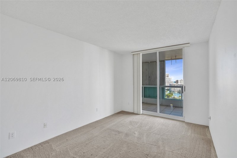 Comprar apartamento en North Tower at The Point 2310