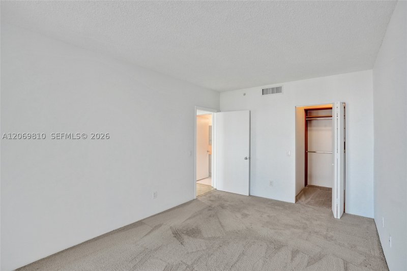 Comprar apartamento en North Tower at The Point 2310