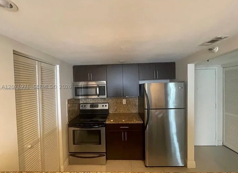 Alquiler de apartamento en Madison Miami W-2205