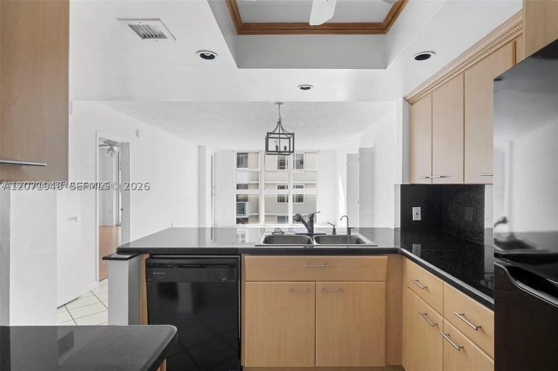 Property photo # 14