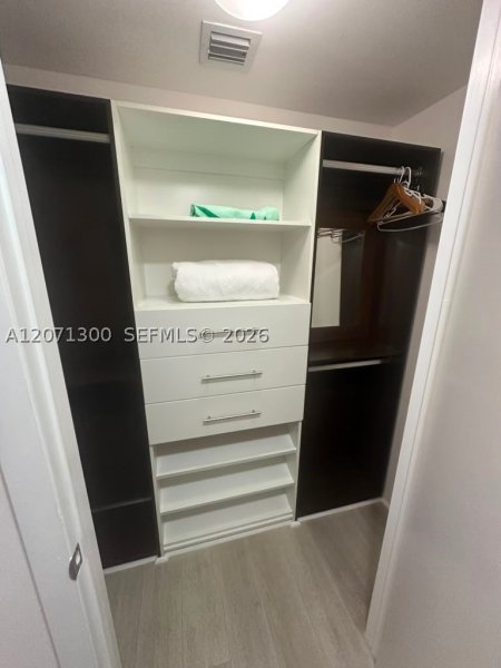 Apartment for rent at Icon Brickell Viceroy 1908