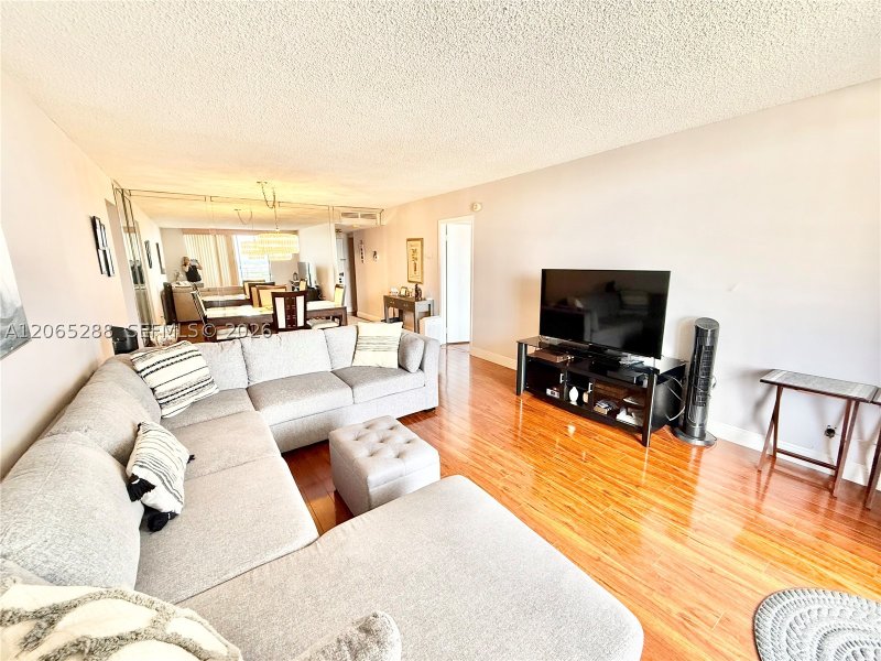 Property photo # 7
