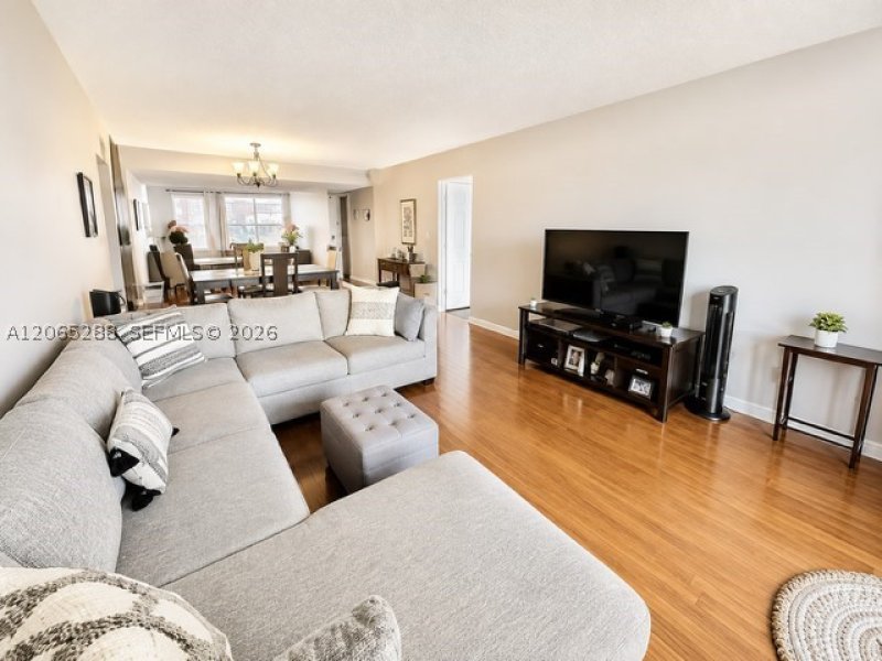 Property photo # 4