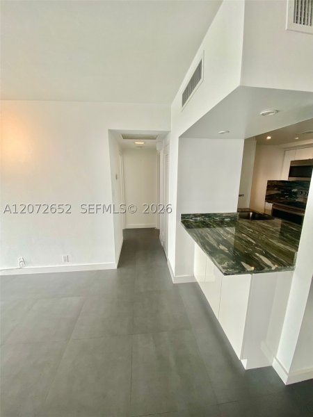 Comprar apartamento no Mirador North Tower 815