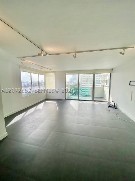Comprar apartamento no Mirador North Tower 815