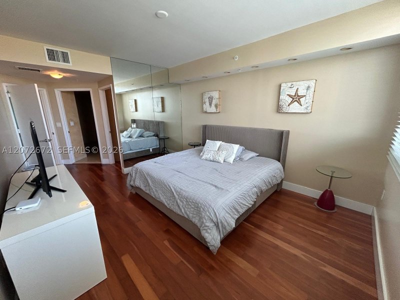 Aluguel de apartamento no Parc At Turnberry 922