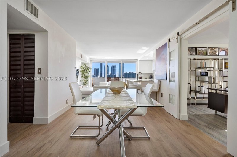 Property photo # 12