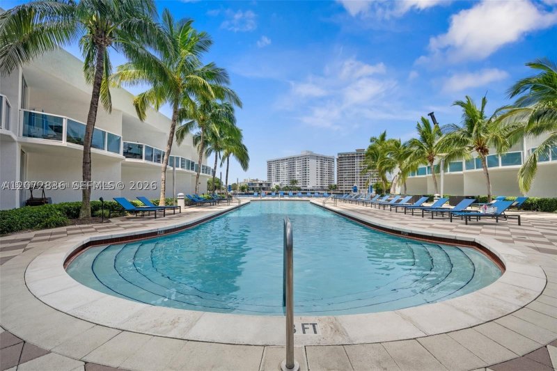 Comprar apartamento no Ocean Marine Yacht Club 2209