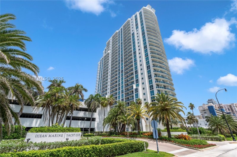 Comprar apartamento no Ocean Marine Yacht Club 2209