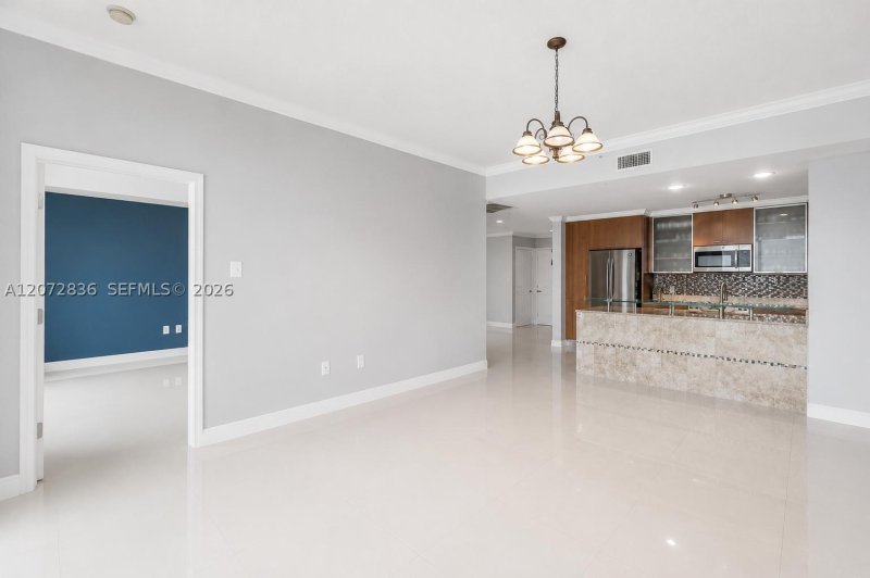 Comprar apartamento no Ocean Marine Yacht Club 2209