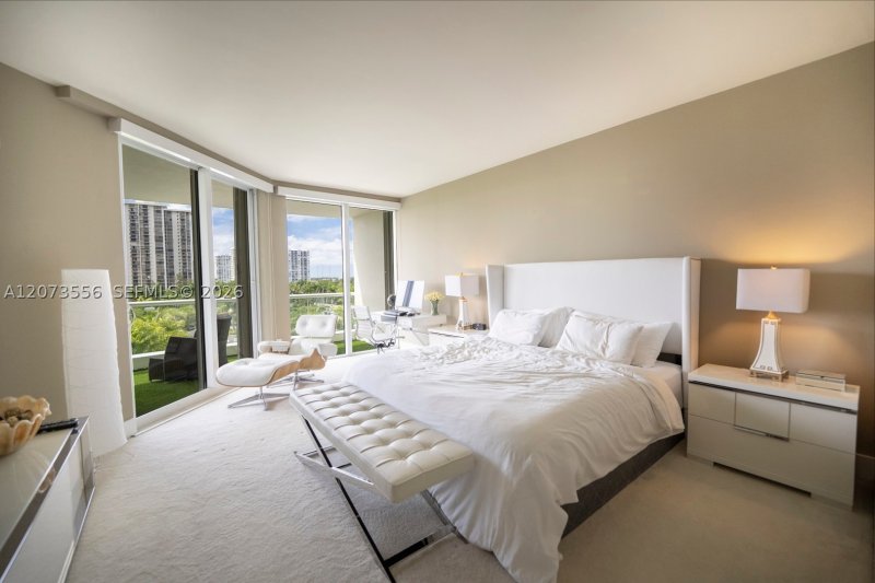 Aluguel de apartamento no 7000 Williams Island 608