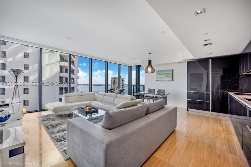 Condo for sale at Echo Brickell 1003