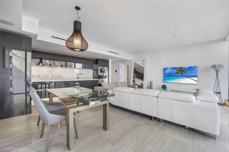 Condo for sale at Echo Brickell 1003