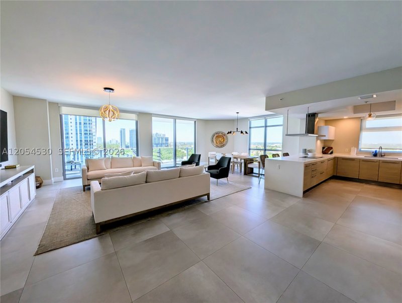 Comprar apartamento no Marina Palms Yacht Club 1501