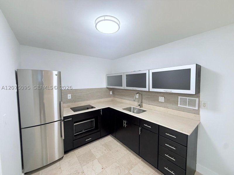 Property photo # 14