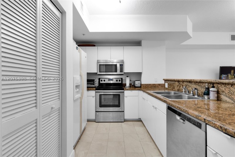 Property photo # 9
