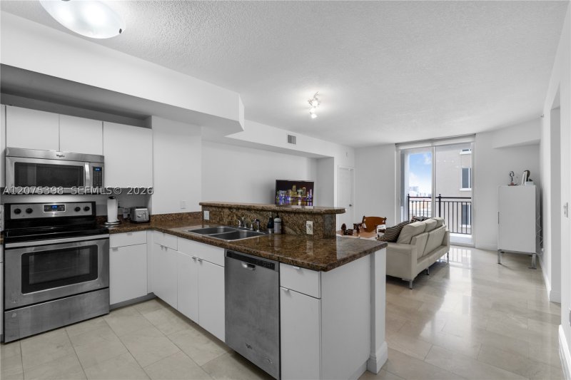 Property photo # 6