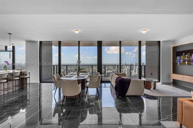 Property photo # 11