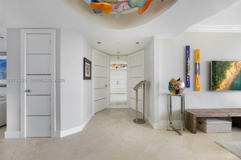 Comprar apartamento no Portofino Tower 2806