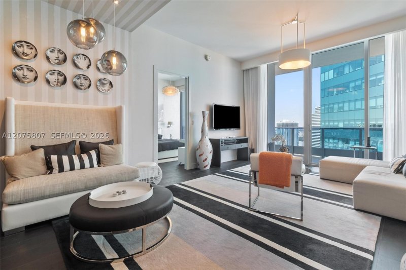 Property photo # 6