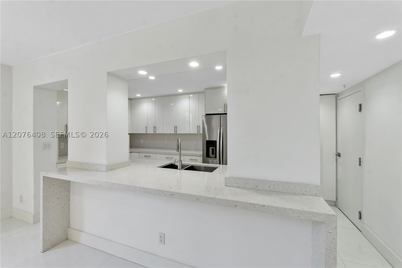 Comprar apartamento en Gables Waterway Towers 104