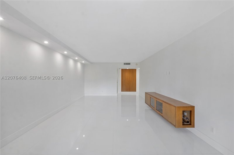 Comprar apartamento en Gables Waterway Towers 104