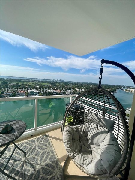 5600 Collins Apt #16P