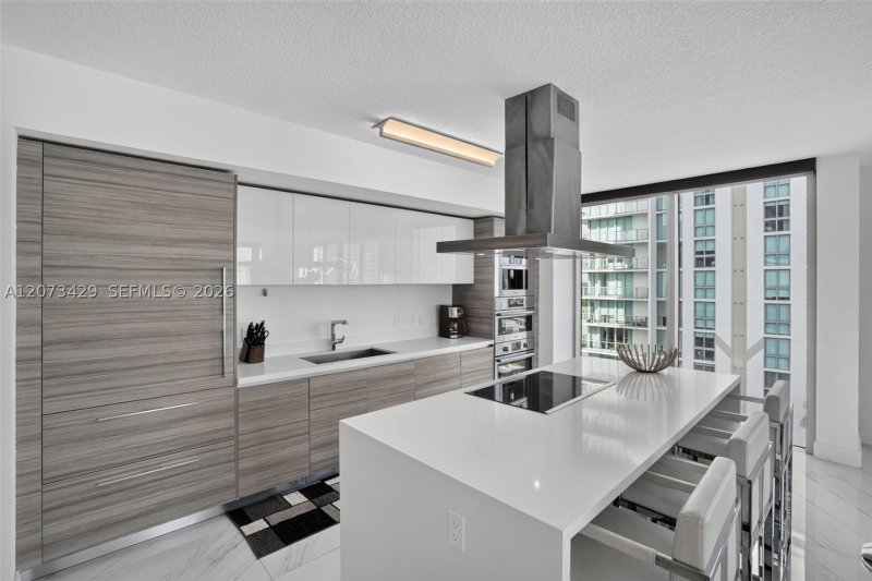 Condo for sale at Arlen House 4-1007