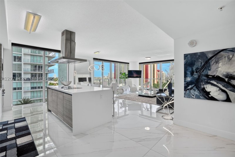 Condo for sale at Arlen House 4-1007