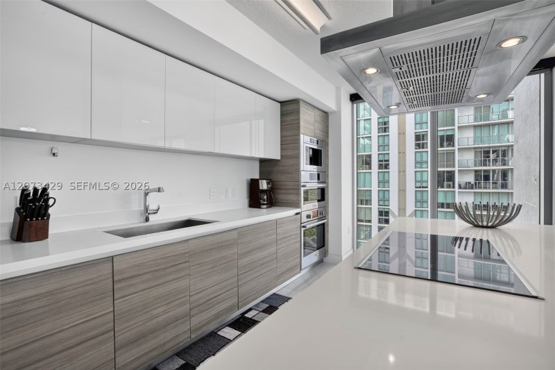 Condo for sale at Arlen House 4-1007
