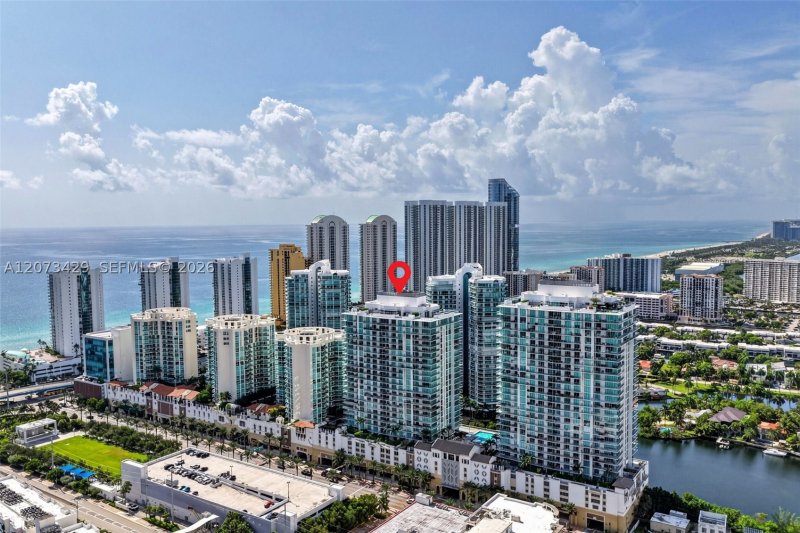 Condo for sale at Arlen House 4-1007