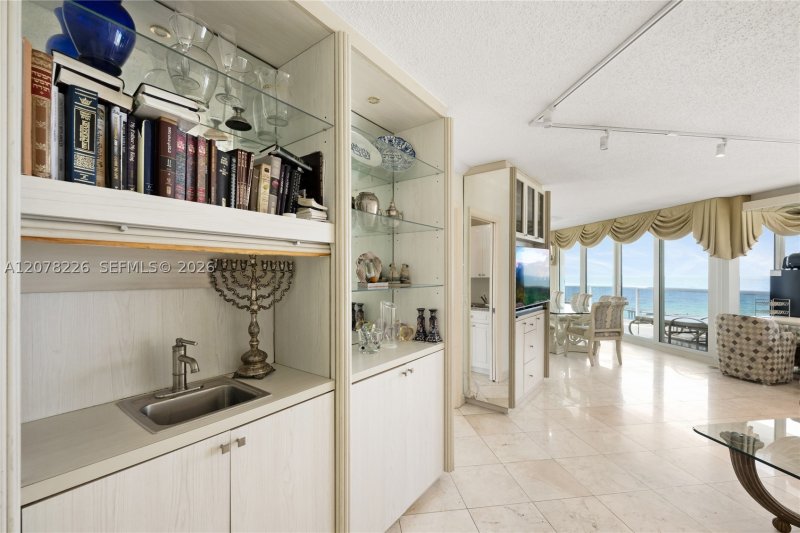 Condo for sale at Sands Pointe 907