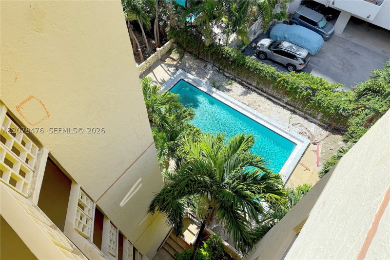 Aluguel de apartamento no Riviera Towers Condo PHD/73