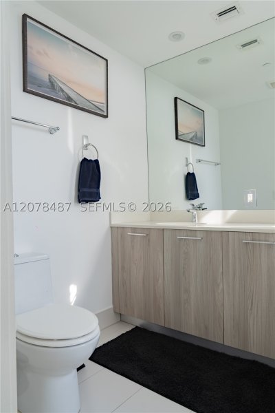 Comprar apartamento no Paraiso Bayviews 1209