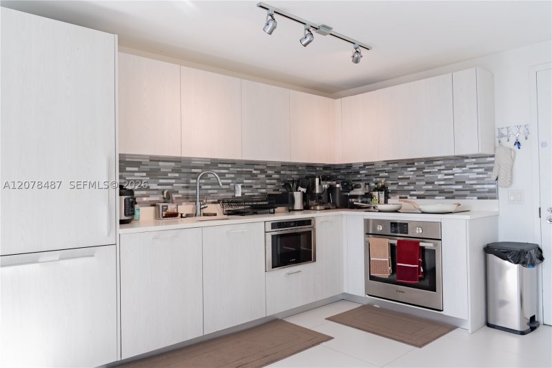 Comprar apartamento no Paraiso Bayviews 1209