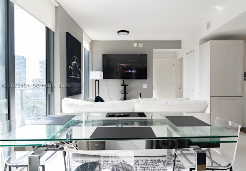 Comprar apartamento no Paraiso Bayviews 1209