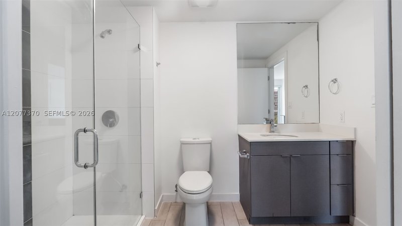 Apartment for rent at 26 Edgewater 515
