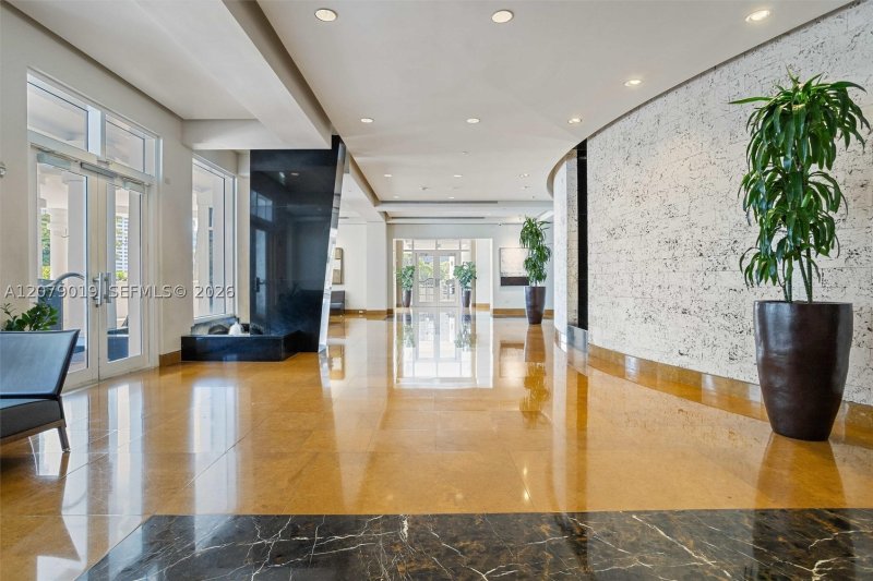 Property photo # 11