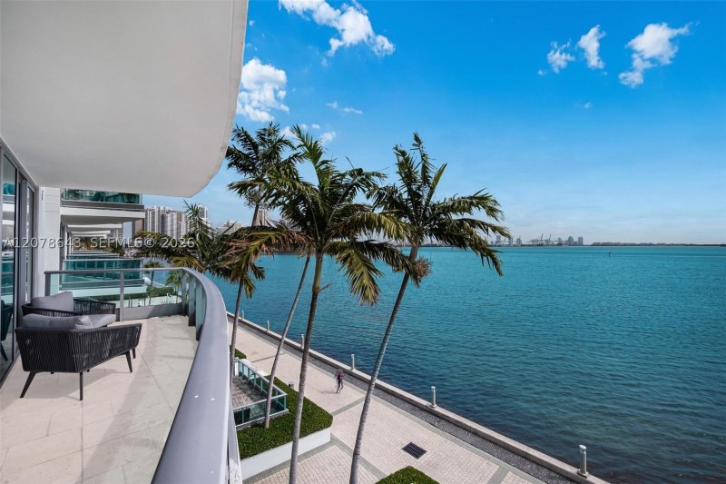 Condo for sale at Jade Brickell BL-33