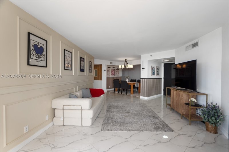 Apartment for rent at 1000 Williams Island 2803