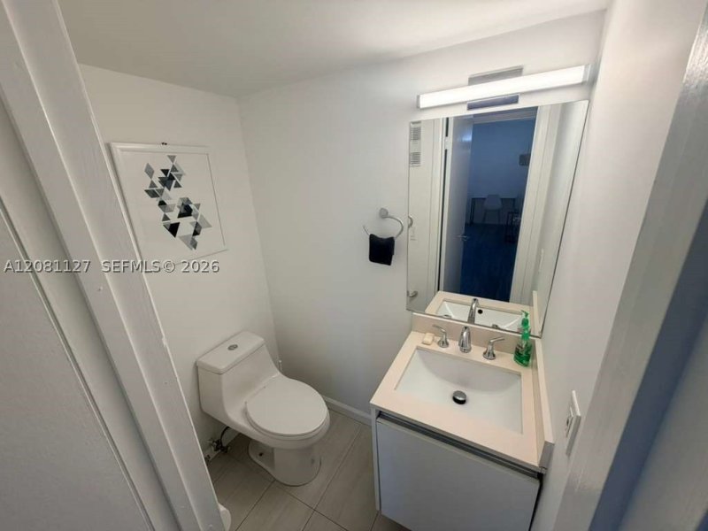 Alquiler de apartamento en Marbella Tower 606