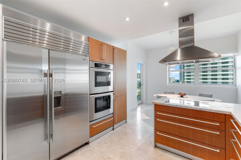 Comprar apartamento no Aqua Spear 702