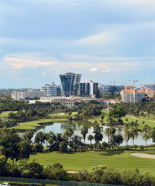 Comprar apartamento en Parc Central Aventura 702