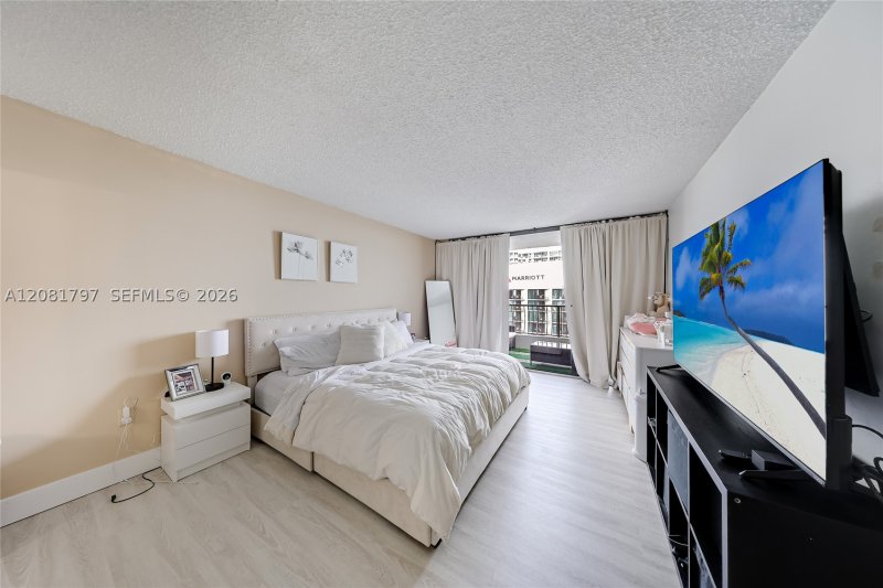 Property photo # 13