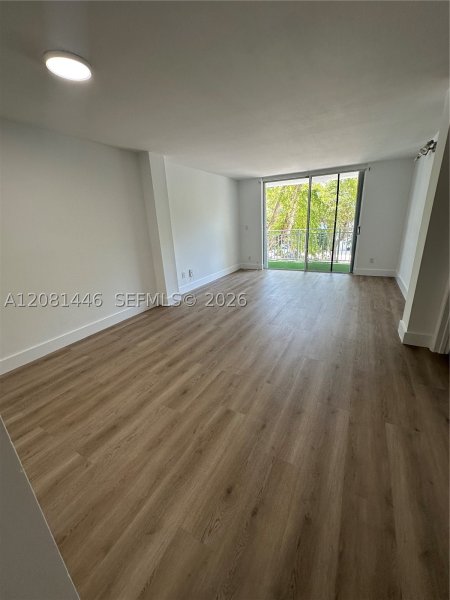 Alquiler de apartamento en Nirvana 2 C306