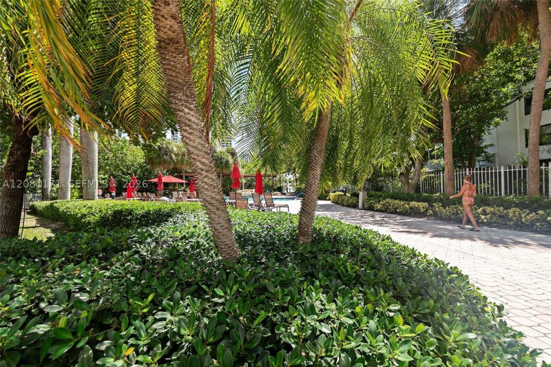 Comprar apartamento en Mystic Pointe 600 1707