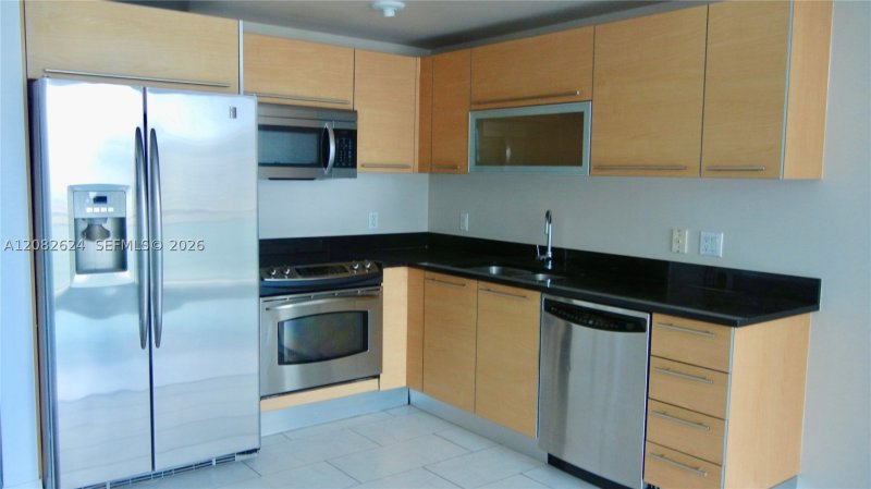 Comprar apartamento en The Plaza Tower II 2509