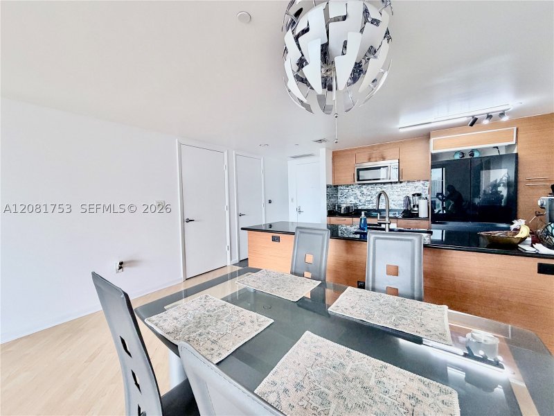 Comprar apartamento en 50 Biscayne 3211