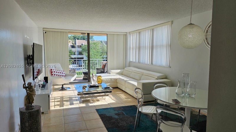 Comprar apartamento en Waterside Towers 102